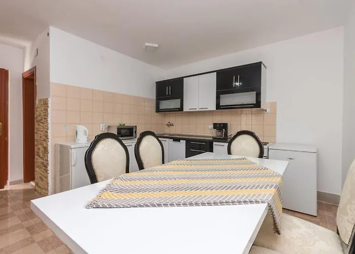 Diana Villa Pakoštane